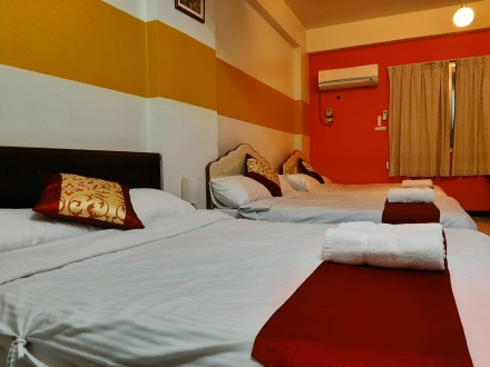 Room 38742 台南市區，近成大，溫馨6人套房